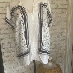 Vince Black and White Boxy Short Sleeve Blouse